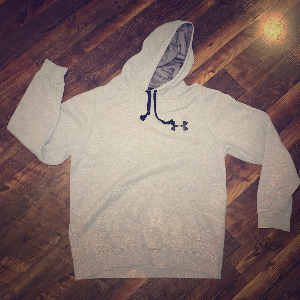 Men’s underarmour hoodie